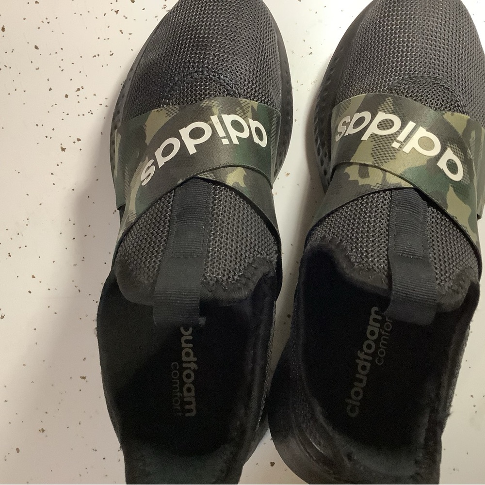 Adidas Cloudfoam Black Slip-On Sneakers with Green Camo Strap
